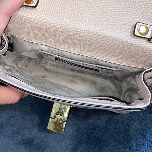 Michael Kors Tina Ballet Pink Crocodile Leather Crossbody Purse Clutch - Picture 5 of 6